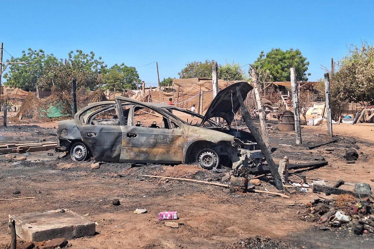 Pierden todo en incendio; solicitan apoyo para reconstruir su casa