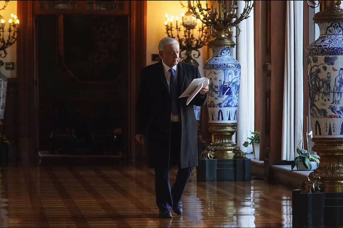 ¿De qué tratan las polémicas reformas a la Constitución que AMLO propondrá este 5 de febrero?