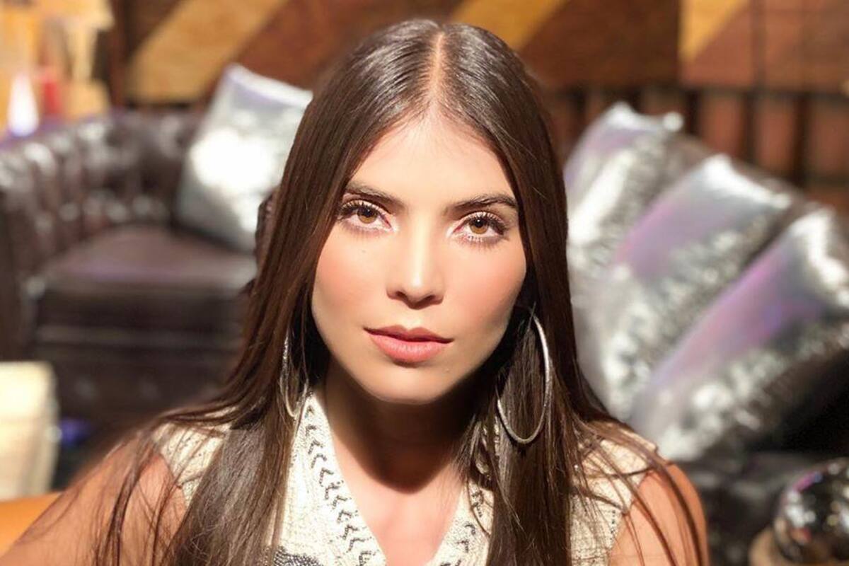 Esmeralda Ugalde disfruta de vacaciones al lado de su novio Johnny Sigal