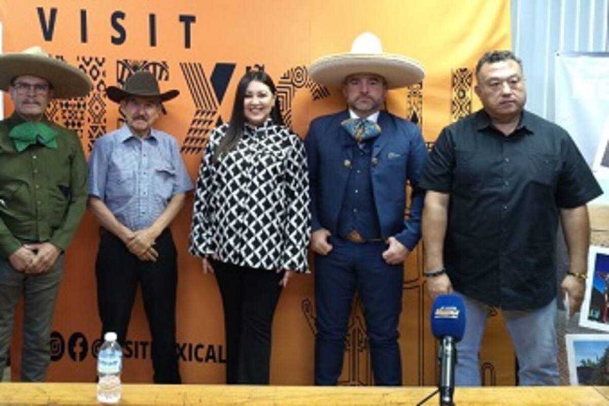 Preparan festejos por el 65 aniversario de Lienzo Charro