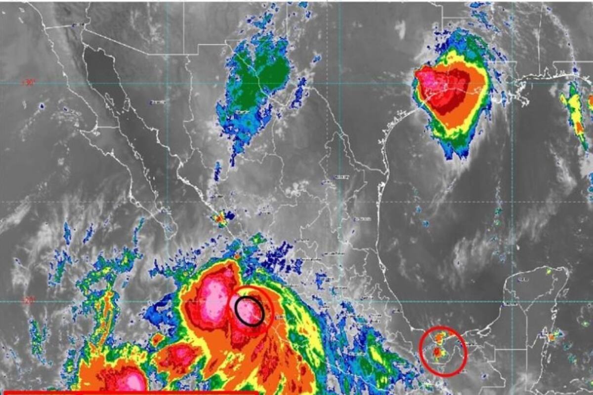 Huracán "Lorena" toca tierra en Jalisco