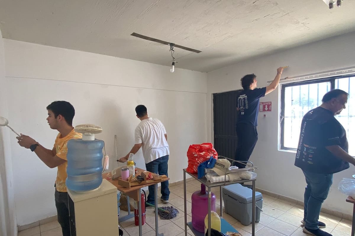 Le entran a la rehabilitación de Centro de Salud de Hornos