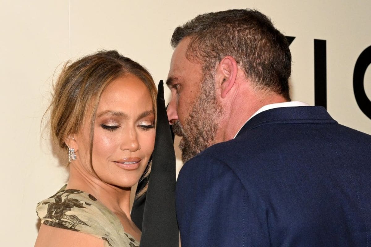 Jennifer Lopez y Ben Affleck reavivan rumores de reconciliación tras aparecer juntos en una alfombra roja