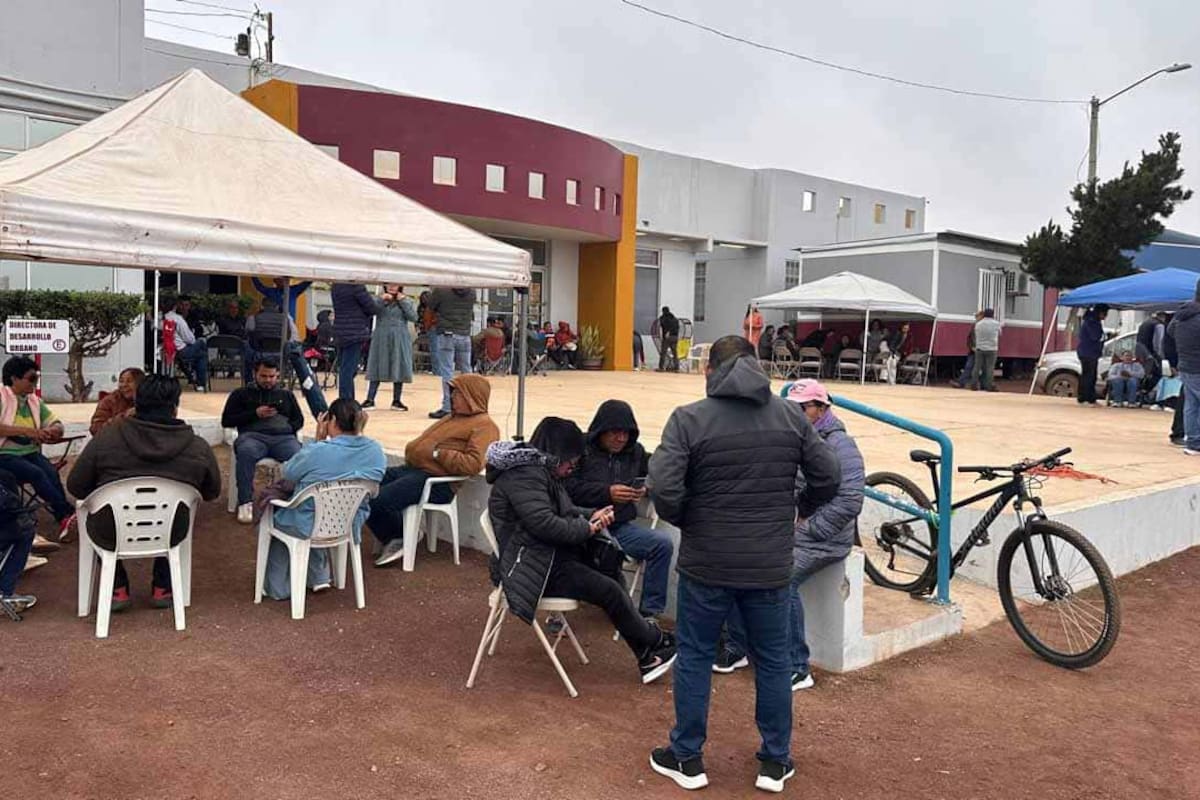 Maestros de San Quintín continuarán con toma de instalaciones