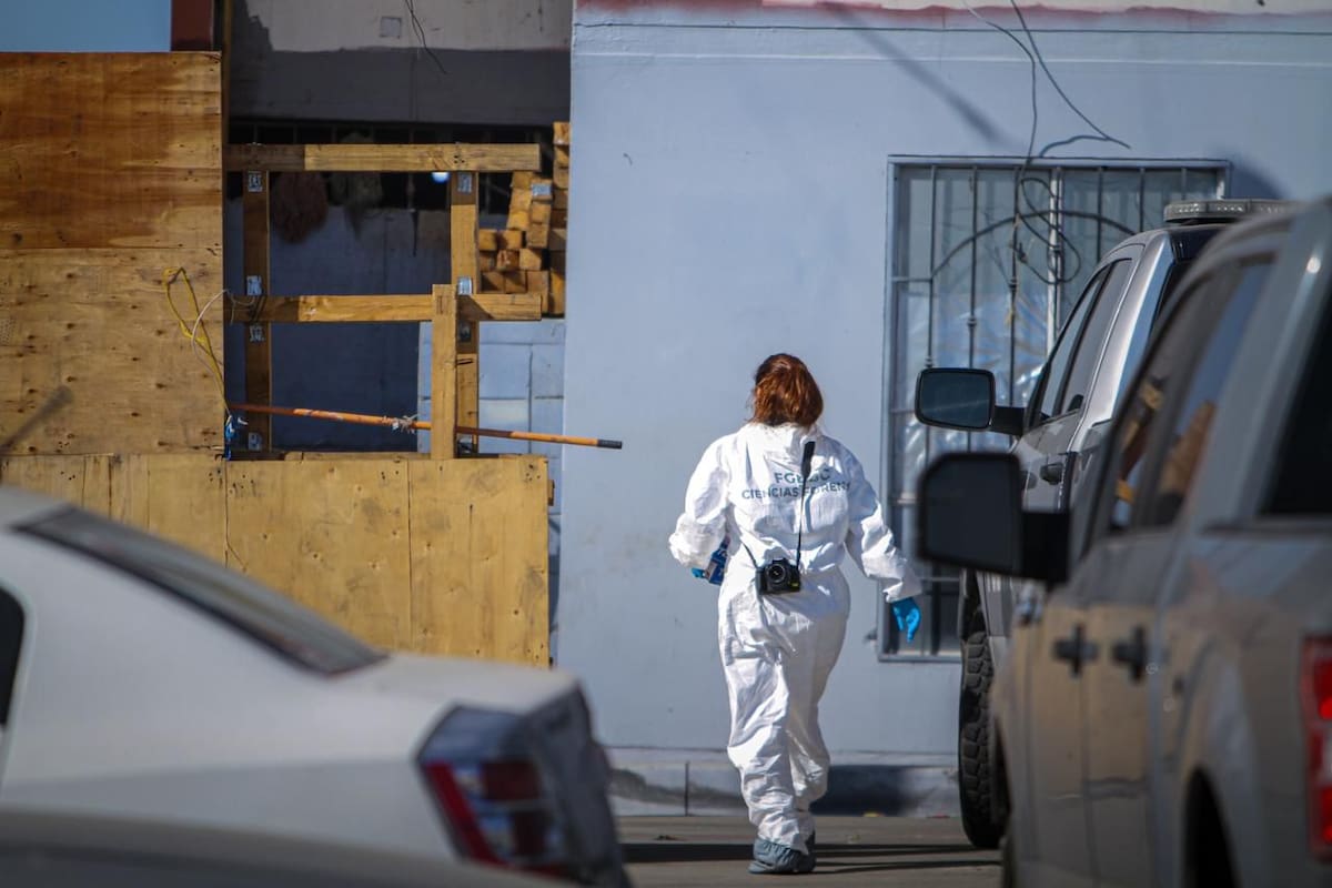 Encuentra madre cuerpo de su hija en un bote de basura