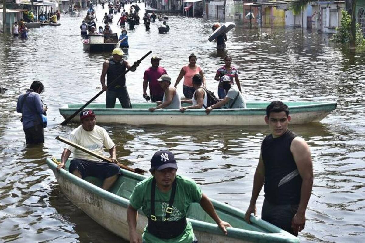 Iberdrola entrega 5 mil despensas a damnificados por lluvias en México