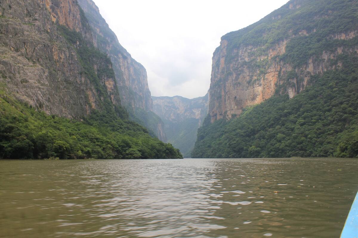 VIDEO: Captan impactante desprendimiento en el Cañón del Sumidero