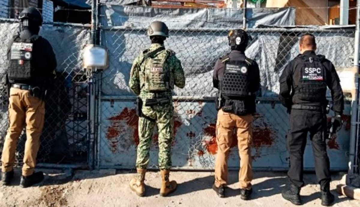 En el cateo participaron elementos de la Secretaría de la Defensa Nacional (Defensa), Secretaría de Marina (Semar), Fiscalía General de la República (FGR), Guardia Nacional (GN) y Secretaría de Seguridad y Protección Ciudadana (SSPC), junto con la junto con la Secretaría de Seguridad Ciudadana y la Fiscalía General del Estado, ambas de Baja California.