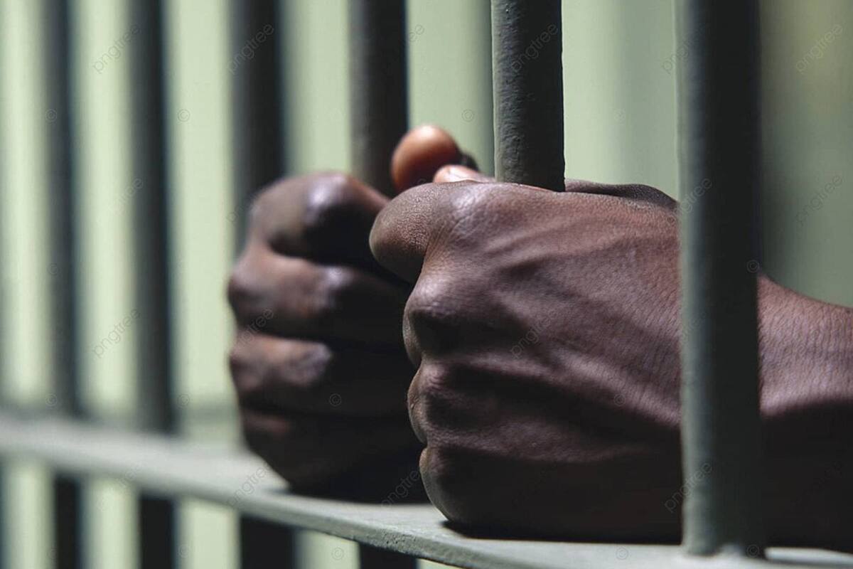 Hombre amenazó a su pareja con un cuchillo en el Poblado Miguel Alemán