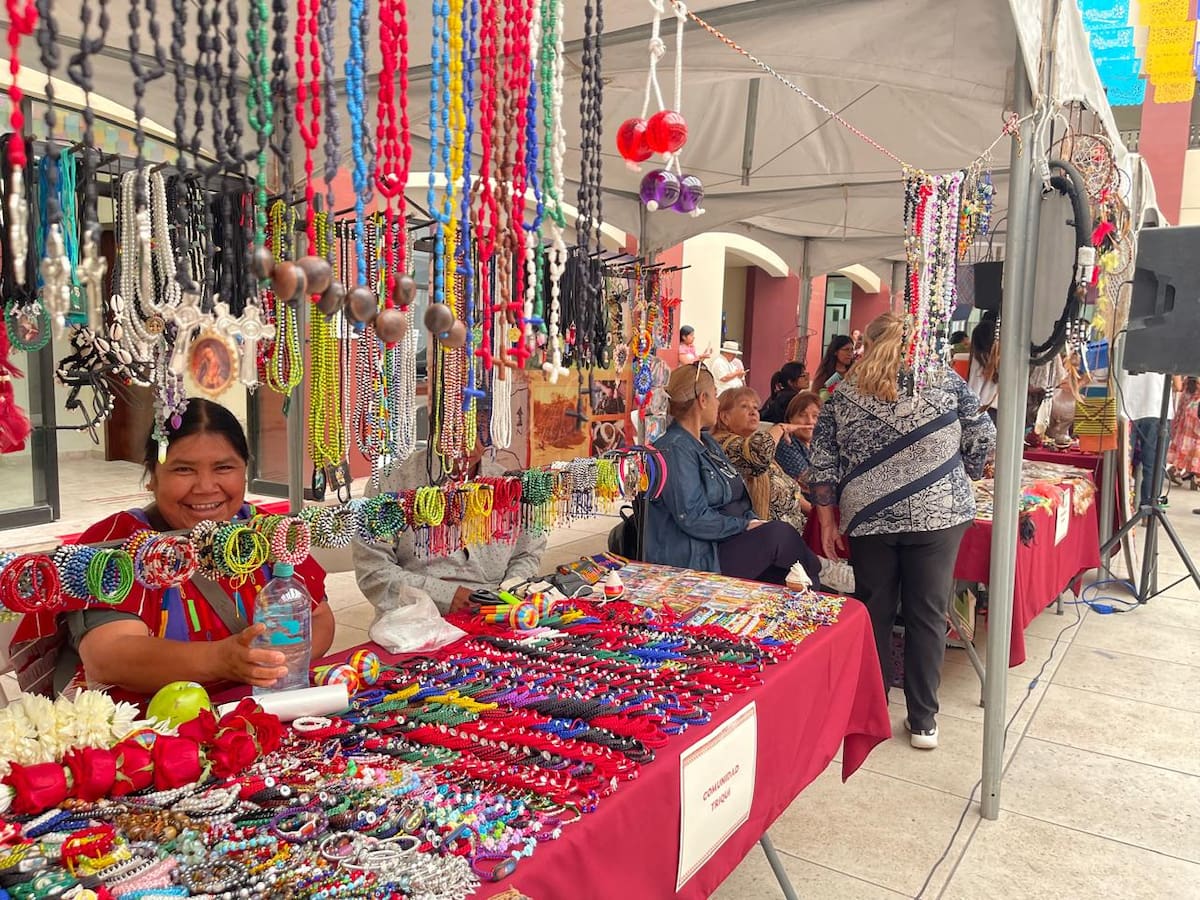 Rosarito reunirá a comunidades indígenas en una jornada con actividades culturales, deportivas y de preservación de lenguas maternas para conmemorar el Día Internacional de los Pueblos Indígenas.
Fotos: Carmen Gutiérrez.
