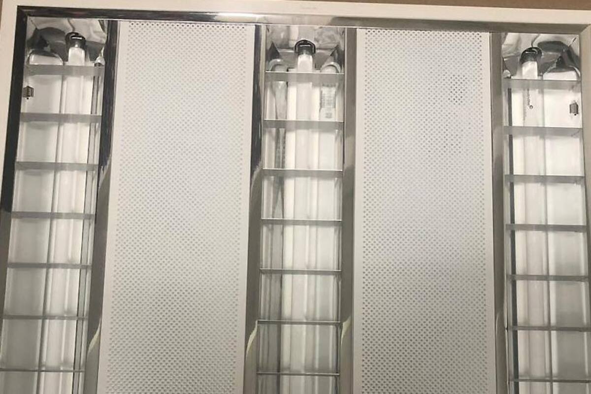 Aseguran 20 kilos de aparente crystal oculta en lámparas