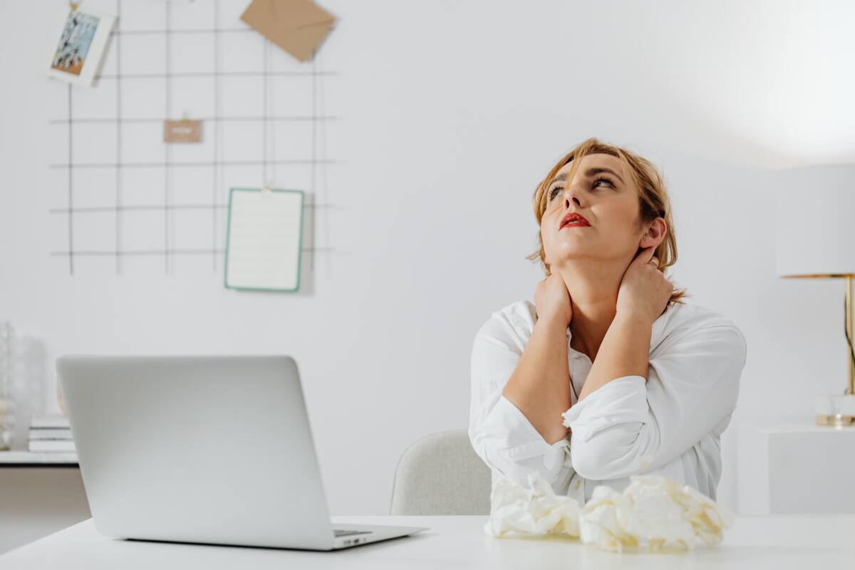 ¿El trabajo te puede matar? Esta es la relación entre el estrés laboral y las enfermedades cardiovasculares según la OMS