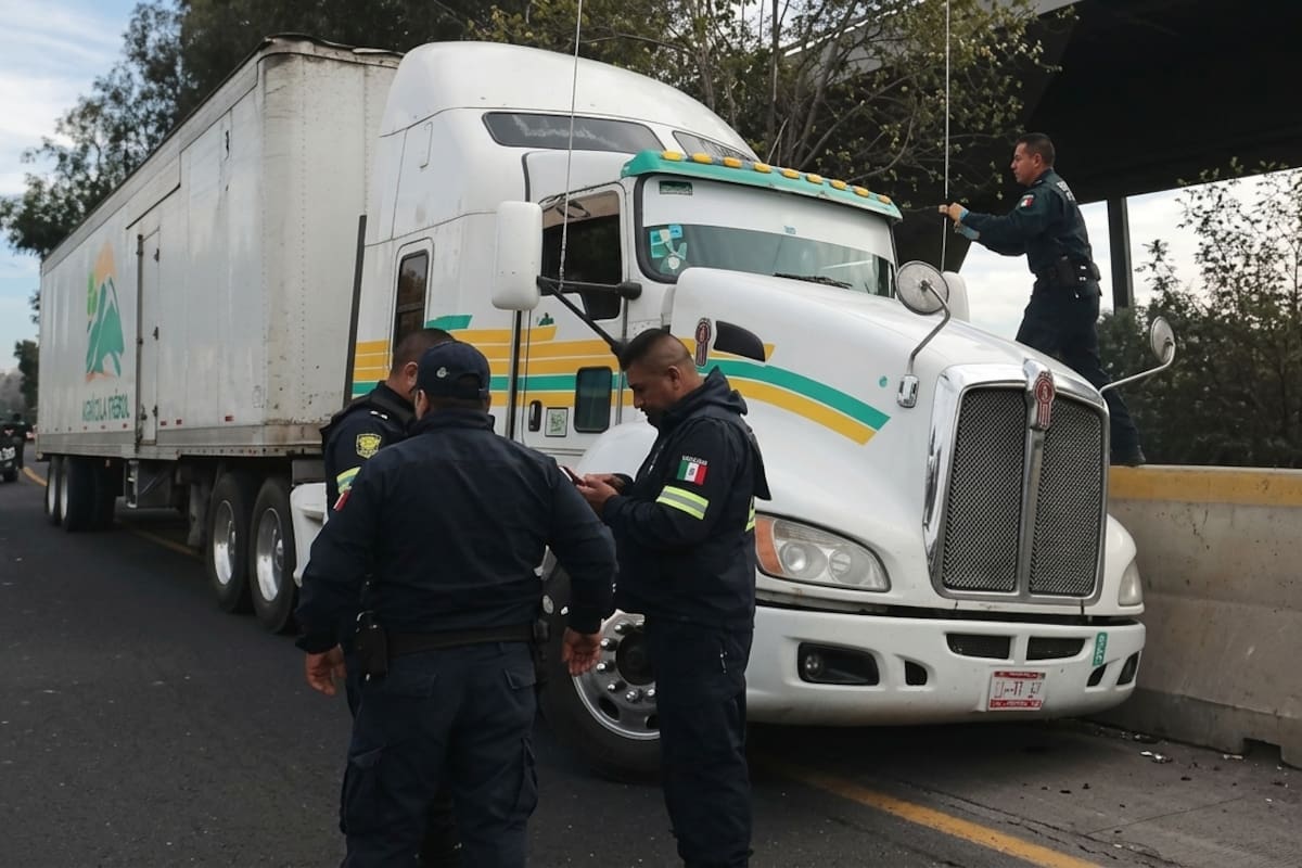 Se suman 120 transportistas de Sonora a paro nacional