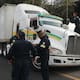 Hay paro de transportistas en 19 estados de México