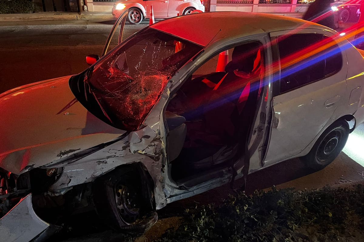 Una persona prensada tras accidente vial en Sonora y 31