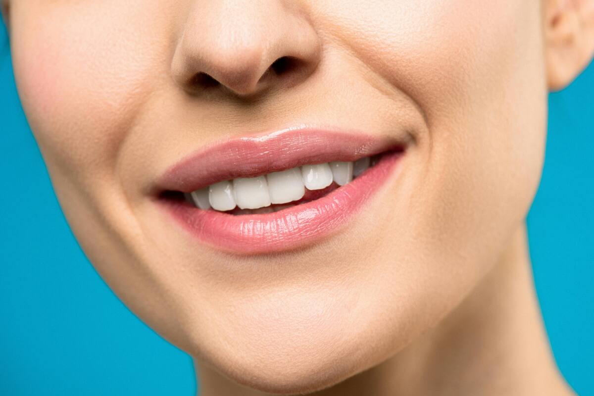 Mantén tus dientes limpios y frescos durante el verano