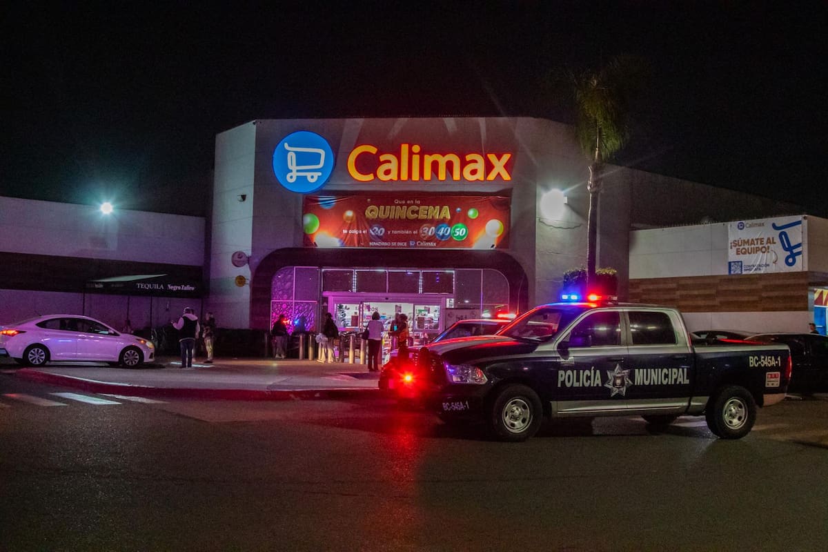 Asaltan a mano armada tienda Calimax en Gaz y Anexas