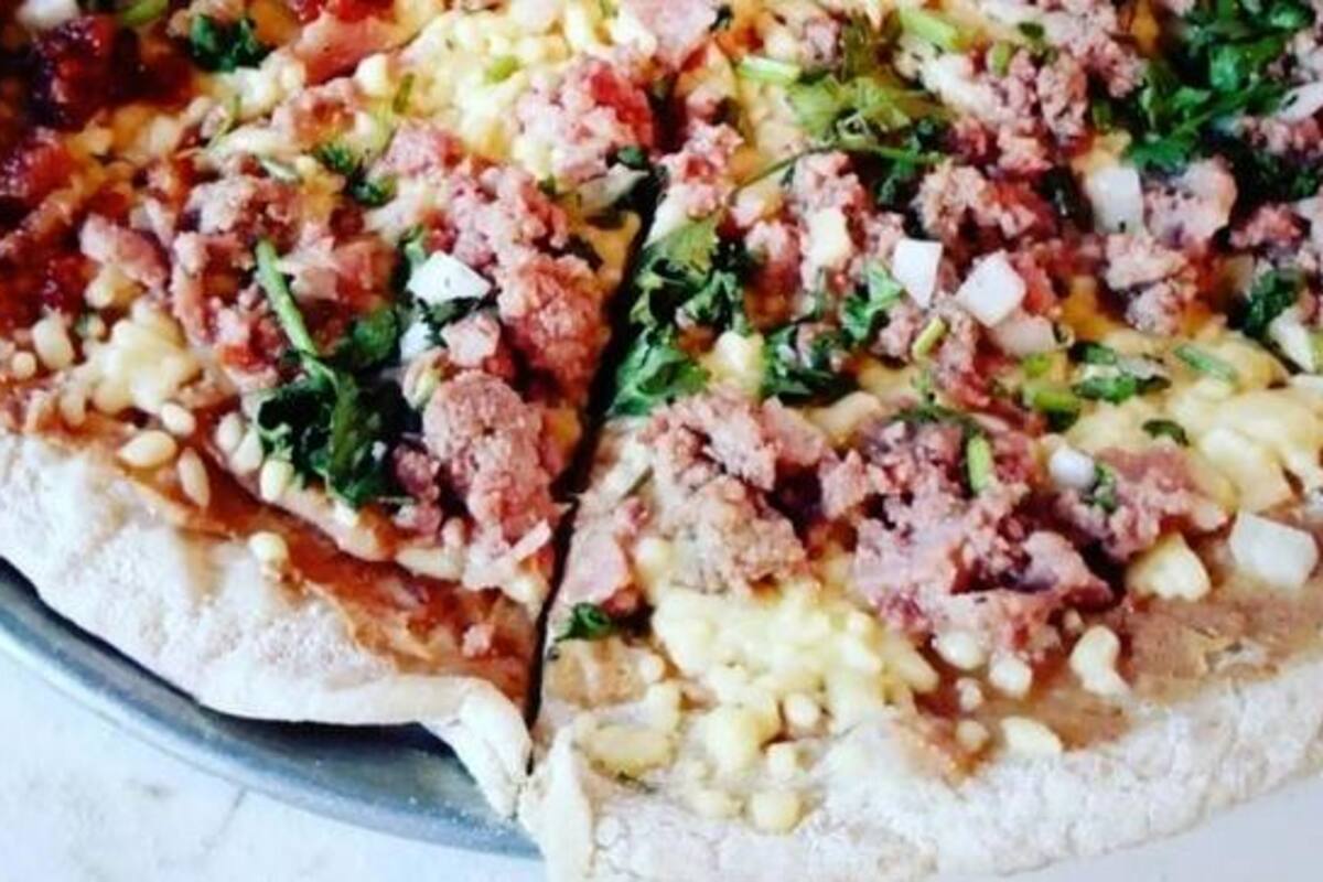 Prueba la pizza de suadero, carnitas o chicharrón