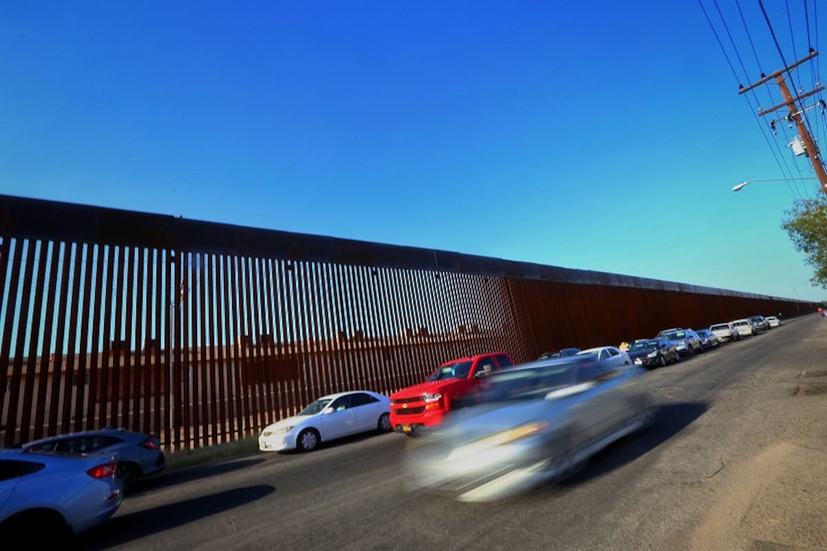 Tiempo de espera para cruzar a Calexico: 1 hora por garita Nuevo Mexicali