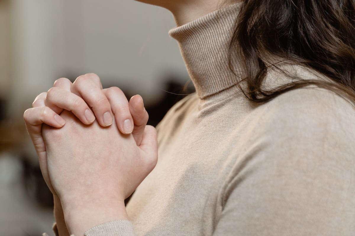 ¿Qué pasa en el cerebro cuando meditamos o rezamos? Esto dice la ciencia