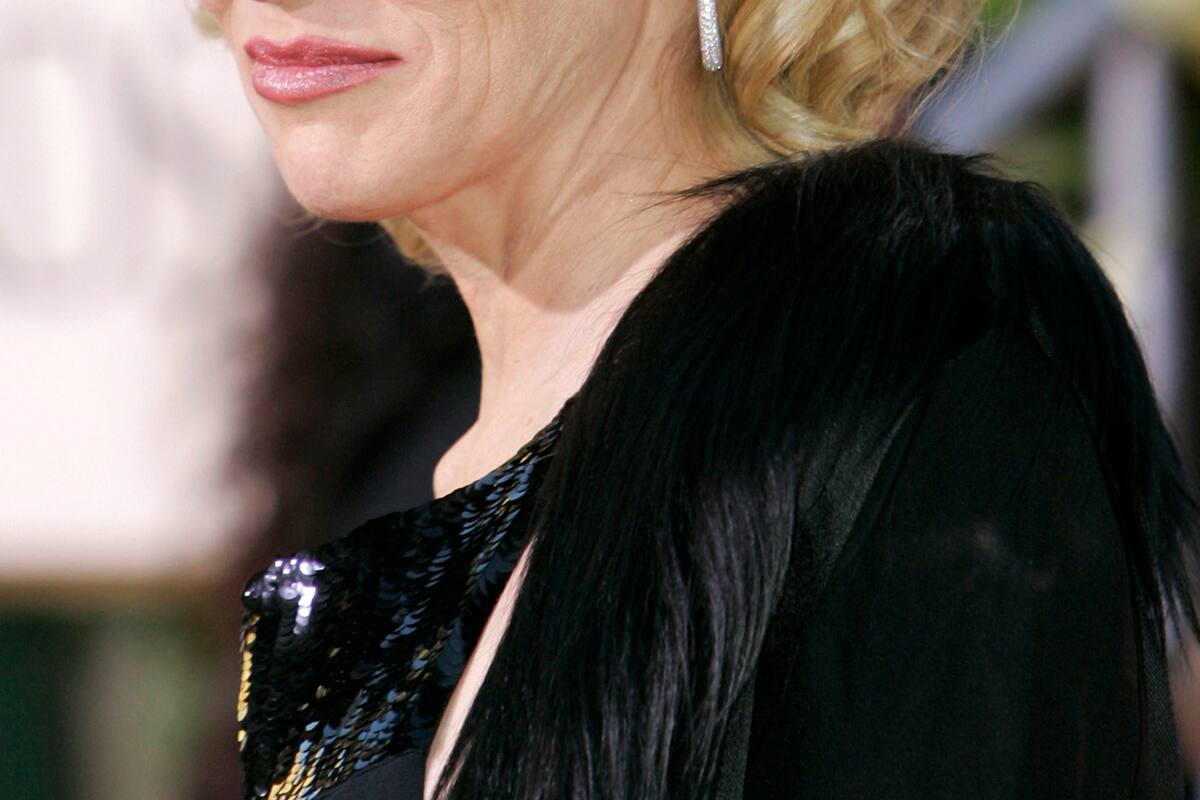 Sharon Stone sube foto en topless