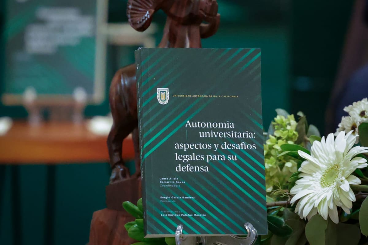 UABC presenta libro sobre los retos legales de la autonomía universitaria