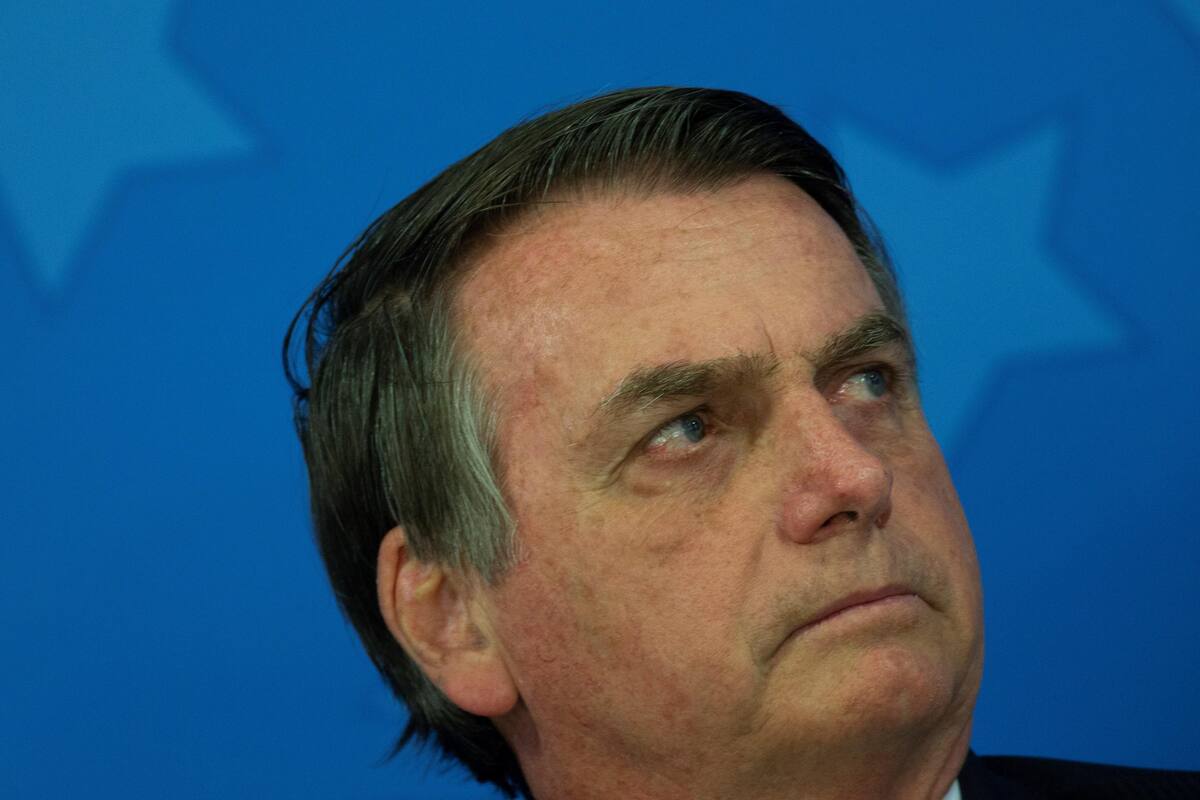 Bolsonaro asegura que Trump dará "señal positiva" a designación de su hijo