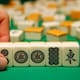 El mahjong conquista a la Generación Z, el antiguo juego chino de fichas pasó de las reuniones familiares a clubes, eventos y partidas de hasta 925 dólares mientras crece el interés por sus raíces culturales