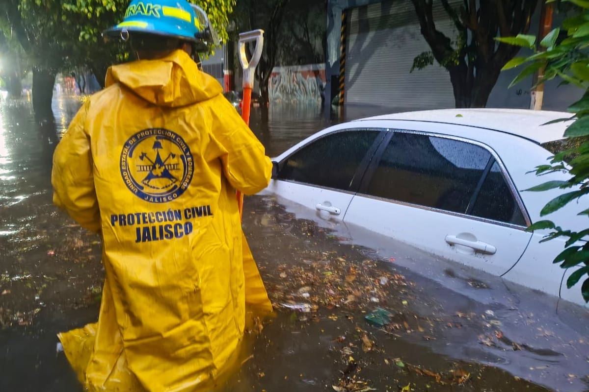 Lluvias e inundaciones en Jalisco dejan seis muertos