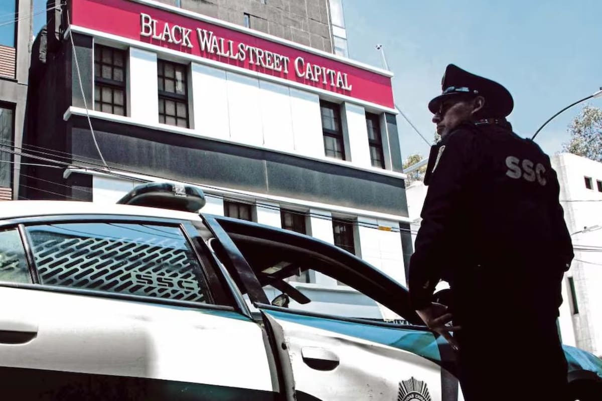 Vinculan a proceso a presidente de Black Wallstreet Capital por presunto lavado de dinero