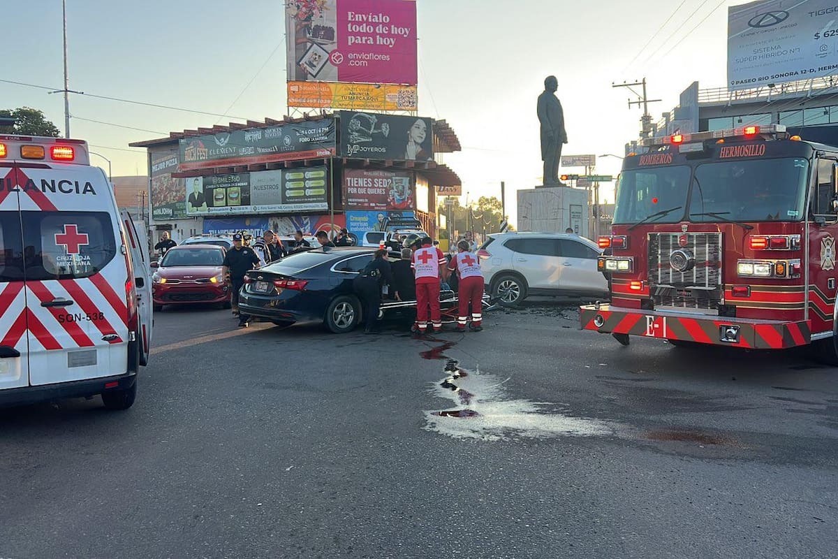 Choque en en bulevar Abelardo L. Rodríguez deja tres heridos