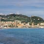 Italia pone en licitación una playa gestionada por monjas desde 1946 y su posible pérdida amenaza los ingresos que financian una escuela infantil y un campamento de verano