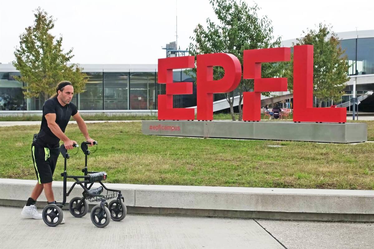 ¡Avance científico! Tres parapléjicos vuelven a caminar un día después de un implante