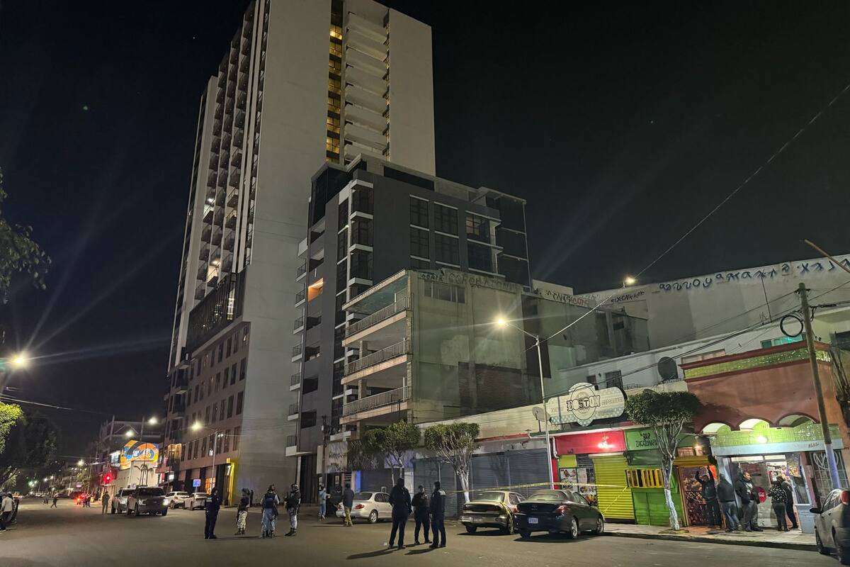 Atacan a balazos a hombre en la calle Primera de la Zona Norte