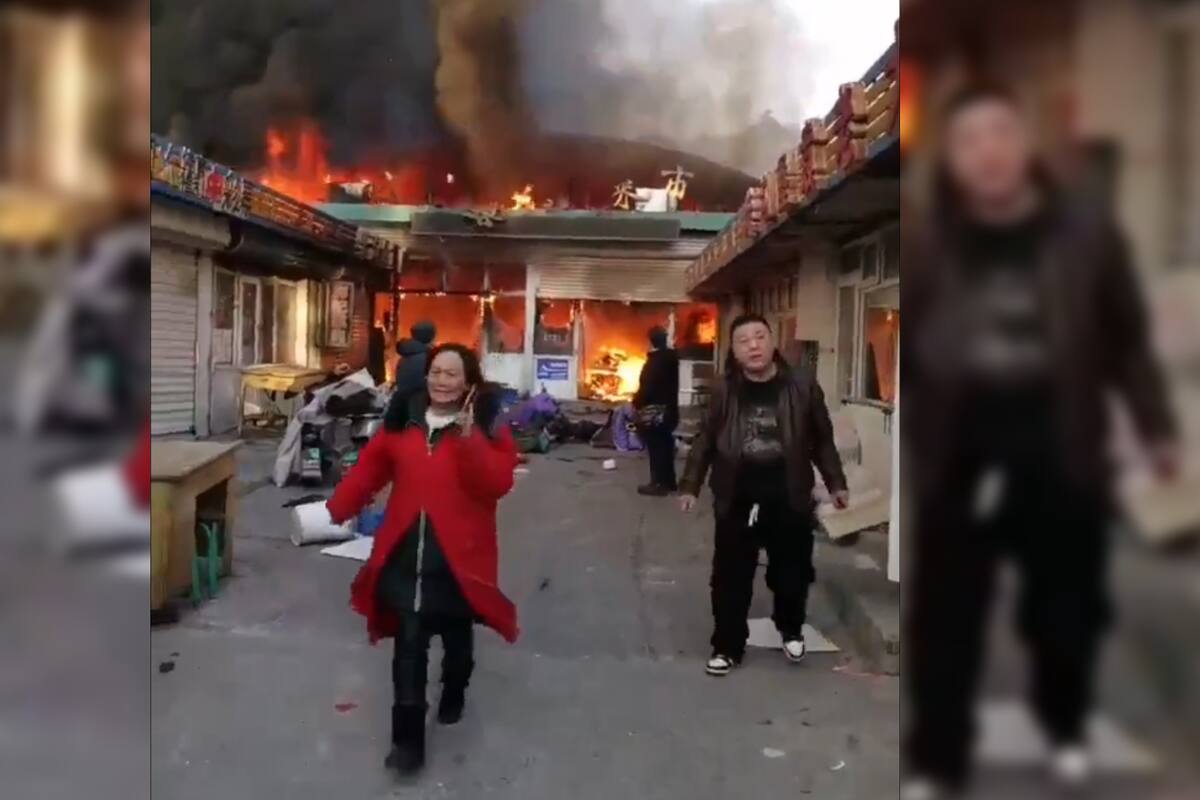 Arde mercado de alimentos en China; hay 8 muertos y 15 heridos