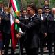 Claudia Sheinbaum abandera a la Selección Mexicana rumbo al Mundial 2026; Guillermo Ochoa recibe la bandera nacional