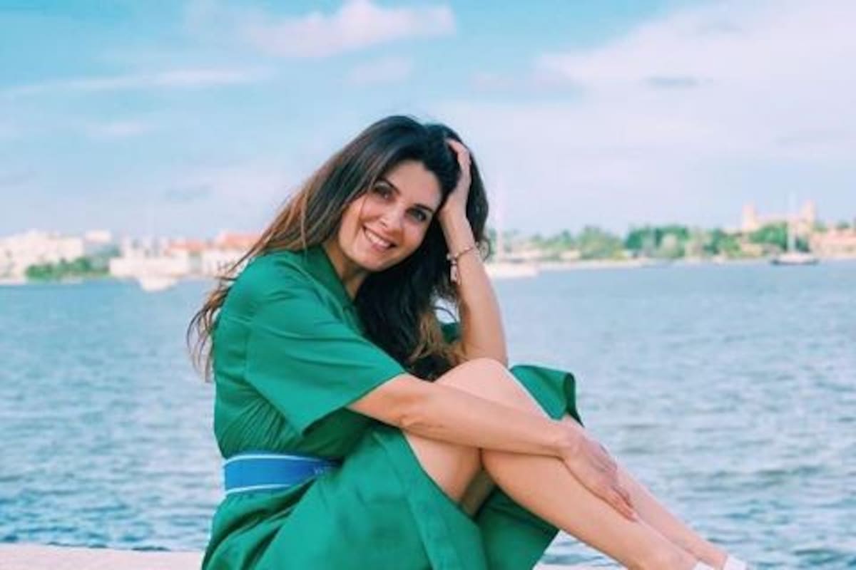 Se filtran fotos de Mayrín Villanueva desnuda