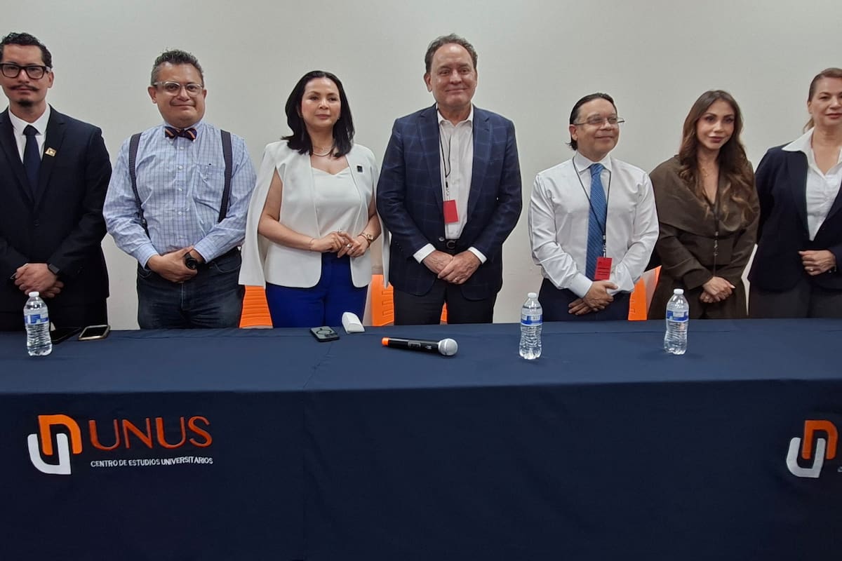 Buscan frenar a los ‘charlatanes’: llaman a dentistas de BC a certificarse