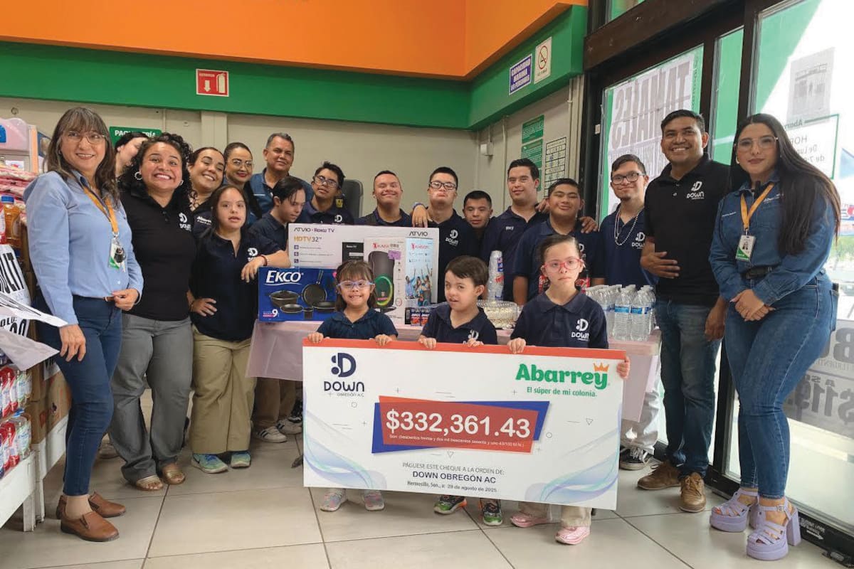 Abarrey entrega donativo de más de 330 mil pesos a Down Obregón