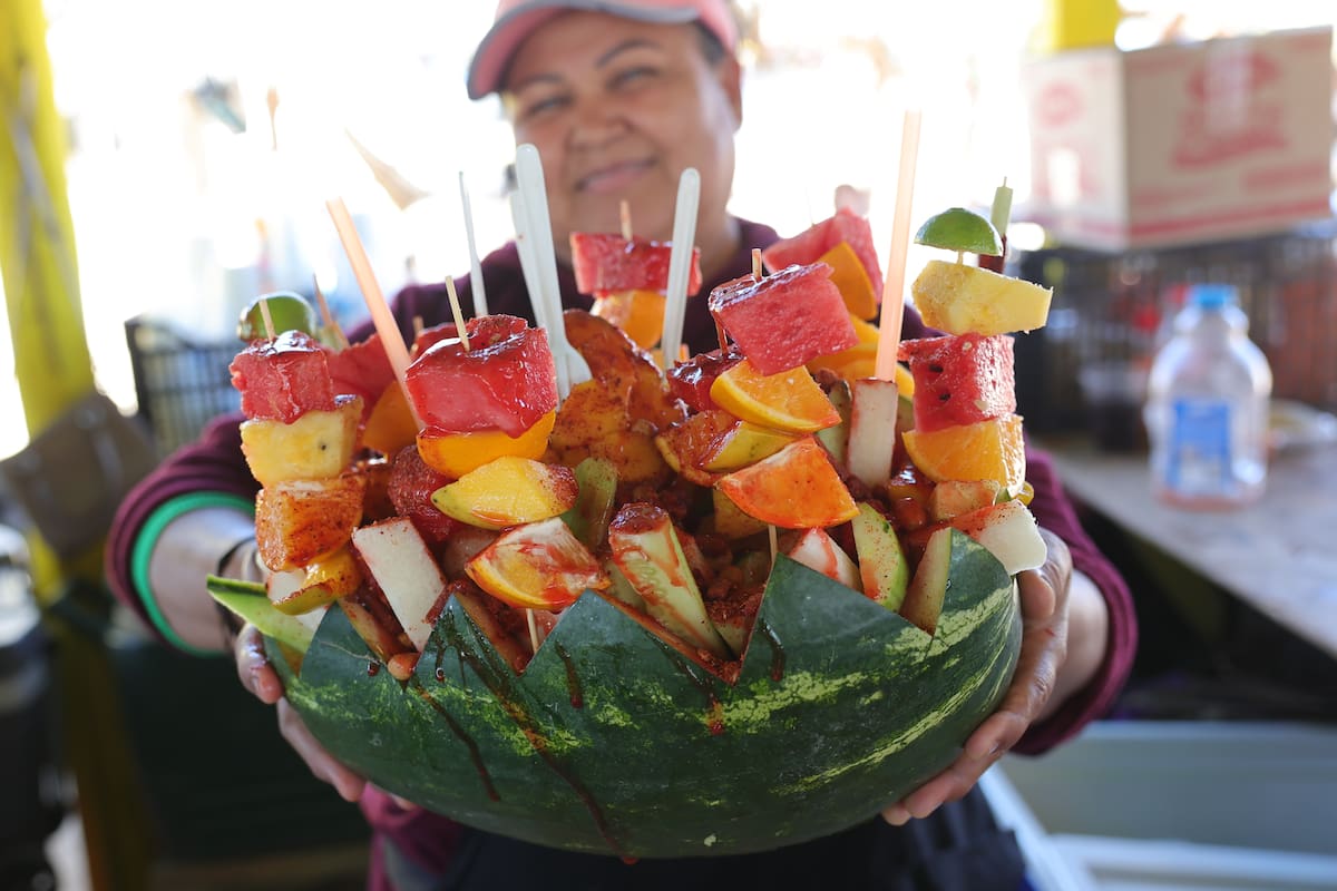 Conquistan a turistas en Bahía de Kino con la “sandía loca”