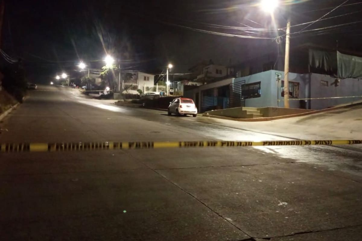 Disparan a dos jóvenes en la Colonia 89