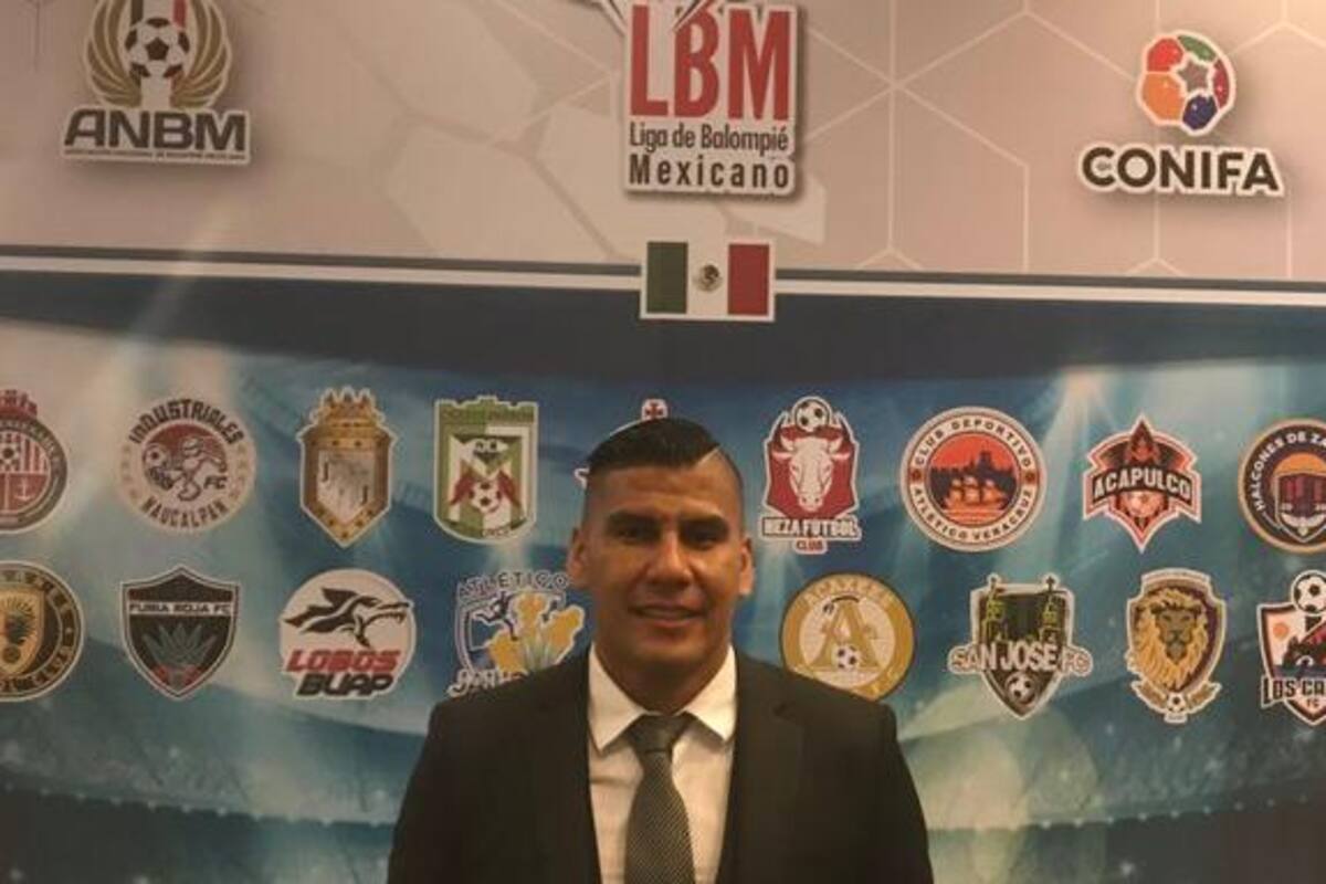 Renuncia Carlos Salcido a presidencia de Liga de Balompié Mexicano