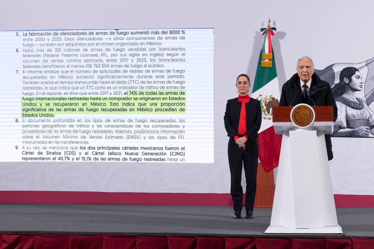 Alejandro Gertz Manero, fiscal general de la República, en la mañanera de la presidenta Claudia Sheinbaum Pardo. | Crédito: Presidencia