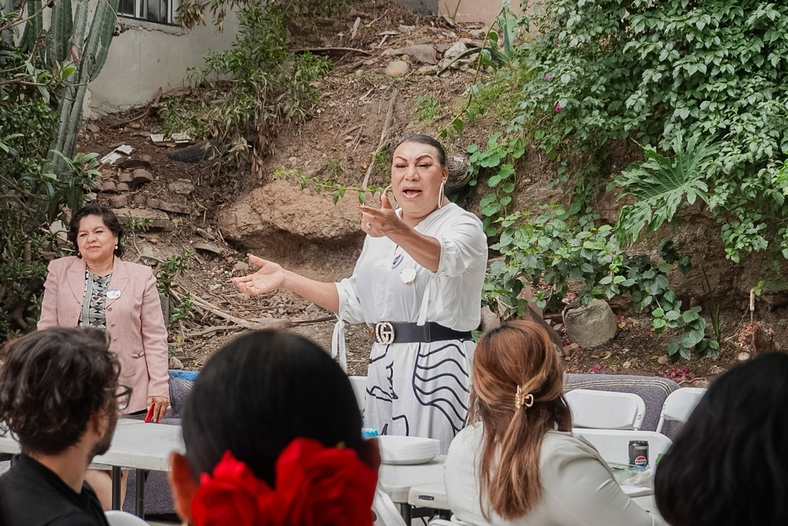 En la colonia Morelos de Tijuana fue inaugurado un espacio de apoyo para personas trans de la tercera edad, donde reciben acompañamiento y participan en actividades comunitarias. Foto: Border Zoom