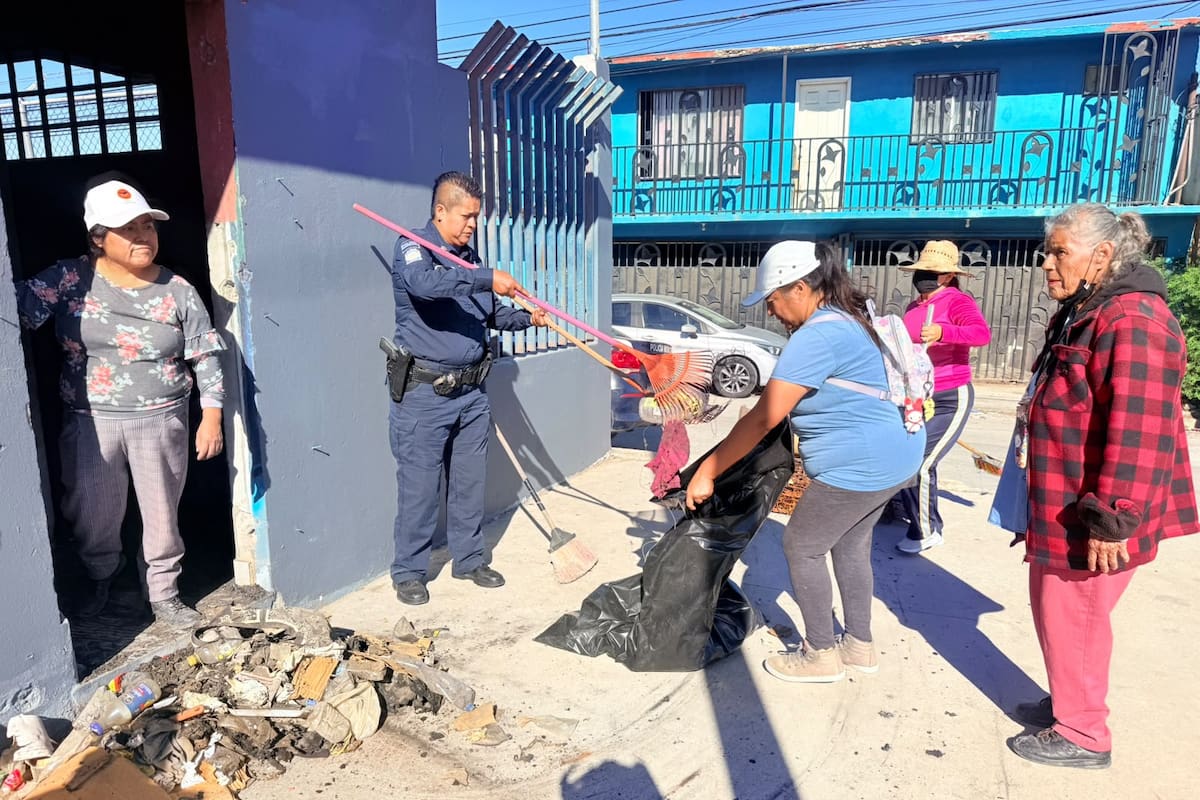 Retiran 300 kilos de basura de canchas en la colonia Tres de Octubre