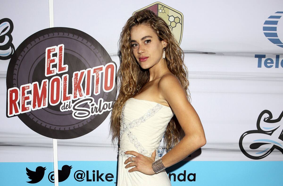 En semanas recientes, la interacción entre Alejandro Sanz y Candela Márquez en redes sociales ha alimentado rumores sobre una relación entre ambos.