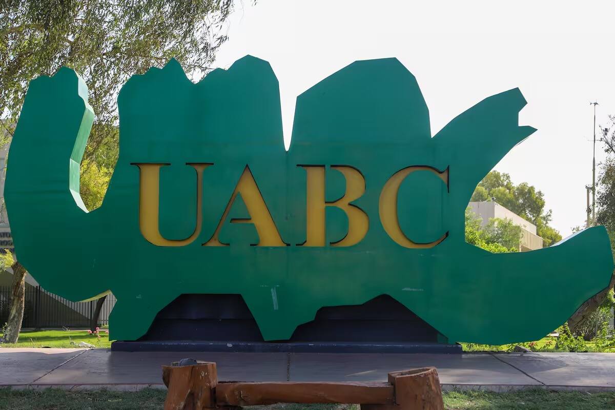 Abre UABC centros de acopio en  apoyo a damnificados por el huracán John