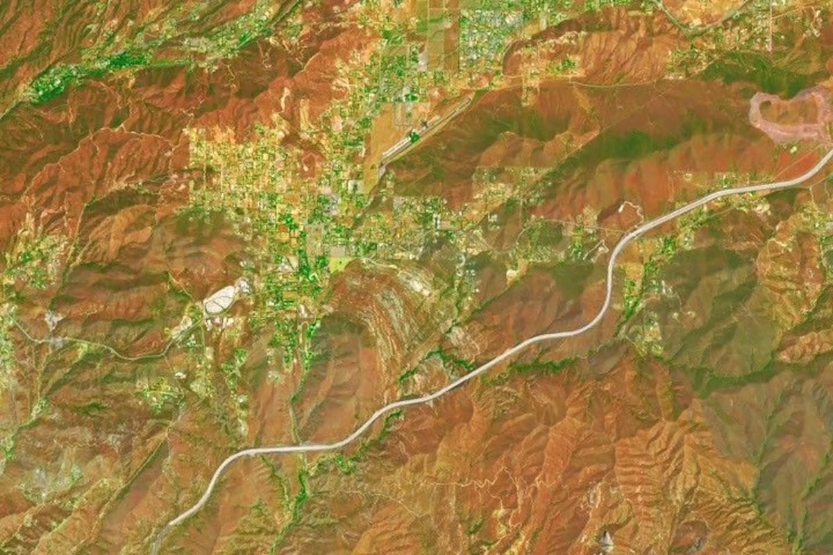 NASA Earth Observatory publicó su acertijo satelital de septiembre de 2026 sin revelar qué lugar de la Tierra aparece en la imagen.
