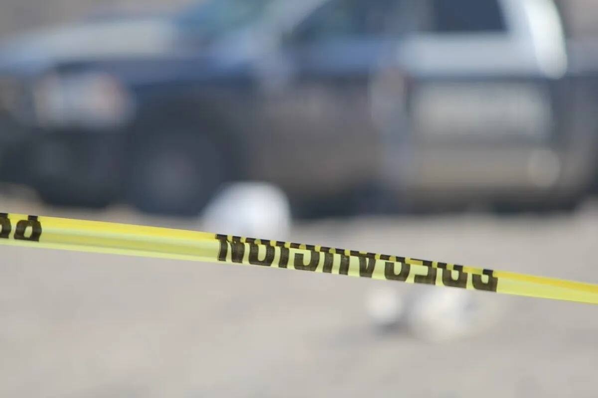 Accidente vial deja a mujer y menor de edad lesionados