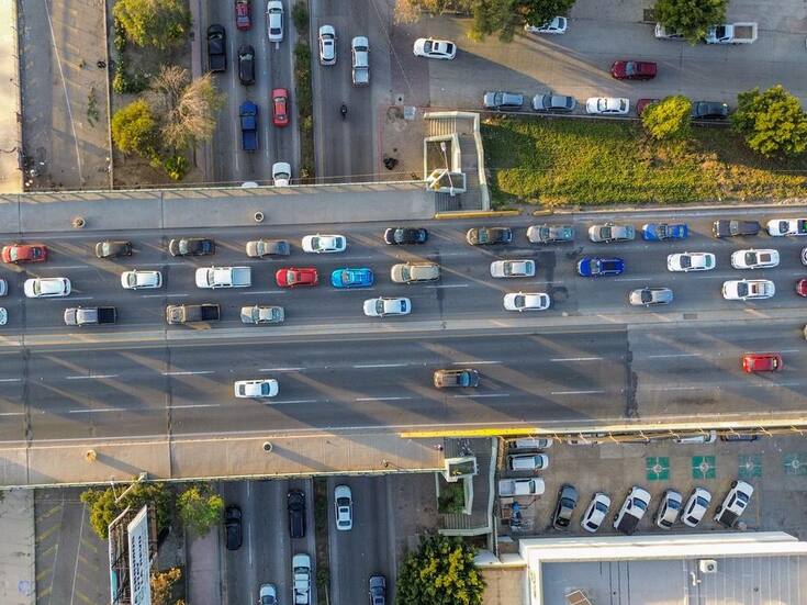 Piden respetar leyes de tránsito en temporada decembrina en Tijuana